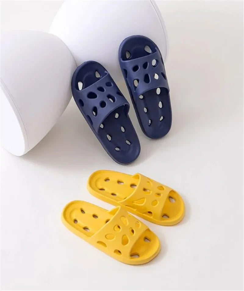 Summer Bathroom Slippers – Non-Slip EVA Sandals for Men & Women Indoor & Beach Use
